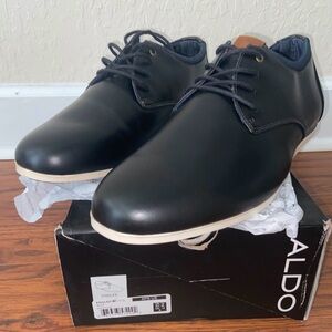 Aldo Black Leather Oxfords with Sleek Design